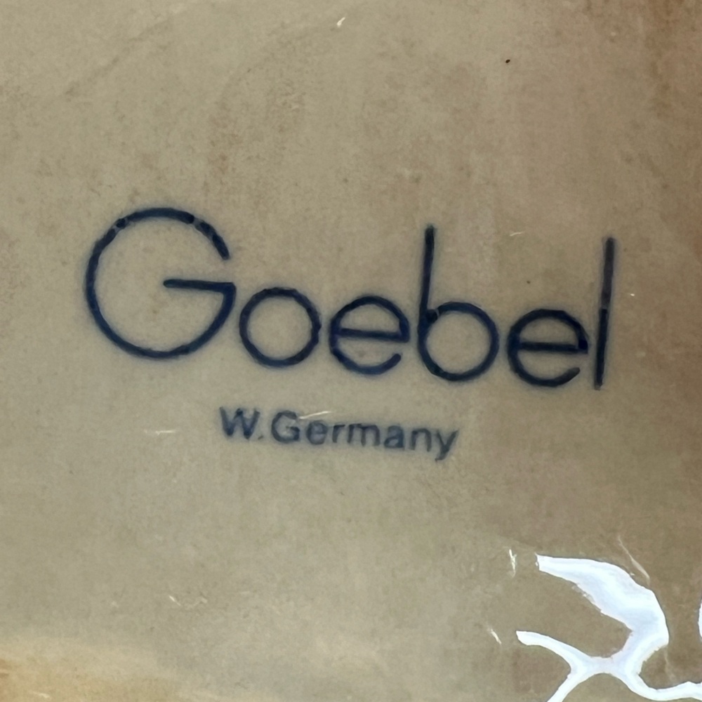 Vintage Goebel Standing German Shepherd Dog Figurine 30022-38 - Picture 10 of 16